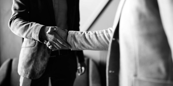 Abogados Extranjería para Extranjeros y No Residentes l' Albagés · Contrato Compra-Venta