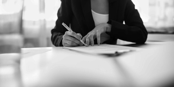 Permisos de Residencia y Trabajo / Visados / Golden Visa l' Albagés · Golden Visa Inversión en Deuda Pública